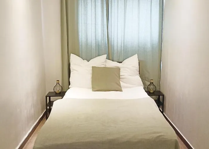 3 Bedrooms With Ensuite Bathrooms